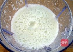 鲜榨桃汁的做法图解5