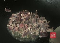 辣椒炒鸡胗的做法图解3