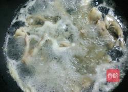 凉拌凤爪的做法图解3