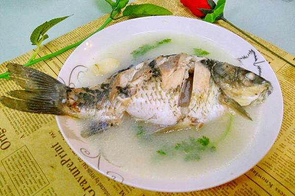 白汤鲫鱼