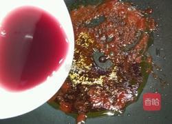 干煎牛排配红酒汁的做法图解11