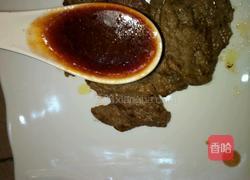 干煎牛排配红酒汁的做法图解13