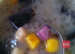 椰汁芋圆西米露的做法图解6