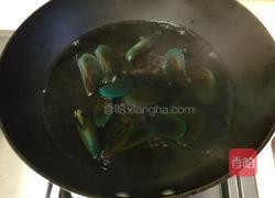 蒜香淡菜的做法图解6