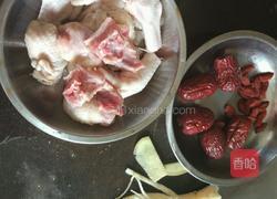 老母鸡人参汤的做法图解1