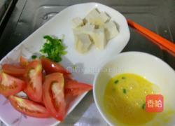 番茄鸡蛋豆腐汤的做法图解2