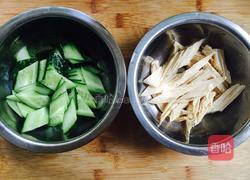 黄瓜腐竹的做法图解3