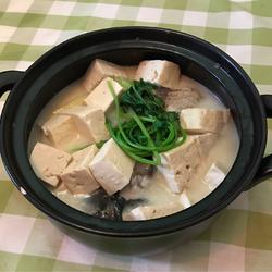 鲢鱼炖豆腐的做法[图]