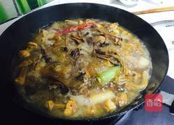 柴鸡炖姬松茸的做法图解12