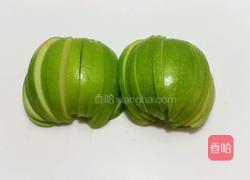 青苹果戚风蛋糕的做法图解2