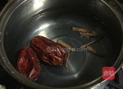 当归红枣煮鸡蛋的做法图解2
