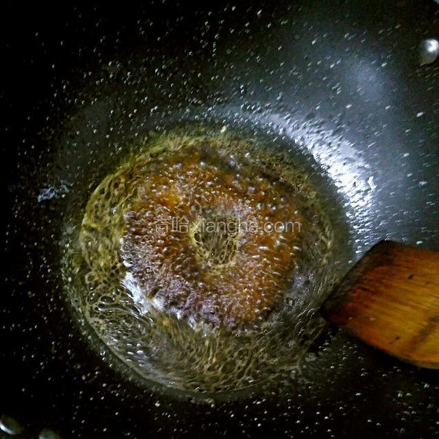 酱汁烧开了就起锅