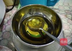 广式月饼皮的做法图解2