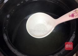 皮蛋瘦肉粥的做法图解4