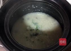 皮蛋瘦肉粥的做法图解9