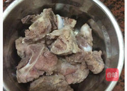 玉米红萝卜猪骨汤的做法图解4