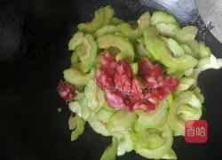 腊肠炒苦瓜的做法图解7