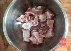 山药红枣排骨汤的做法图解1