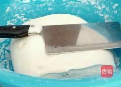 芹菜猪肉 韭菜鸡蛋水饺的做法图解3