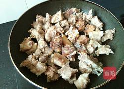 糖醋排骨的做法图解1