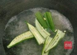 蒜香鸡汤秋葵的做法图解4