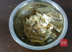 花胶鱼翅炖猪手的做法图解1