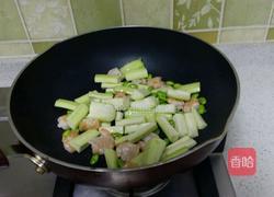 丝瓜炒虾仁的做法图解3