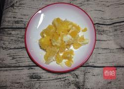 鲜榨橙汁的做法图解2