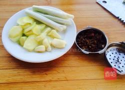 水晶肉皮冻的做法图解7