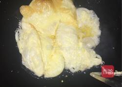 辣椒炒蛋的做法图解3