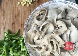 青椒面筋的做法图解2