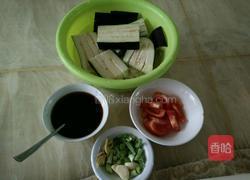 家常鱼香茄子的做法图解1