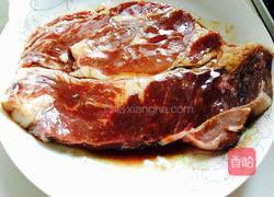 黑椒红酒煎牛排的做法图解5