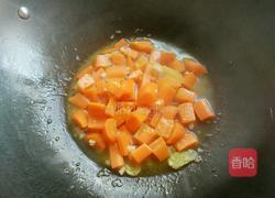 胡萝卜烧豆泡的做法图解3