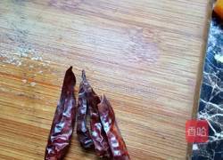 酸腌菜炒肉末的做法图解3