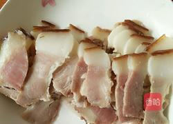 虎皮煎椒炒腊肉的做法图解1