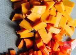 南瓜胡萝卜粥的做法图解2