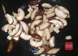 香菇炒青菜的做法图解4