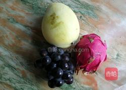 生日蛋糕处女作（丫头生日快乐）的做法图解1