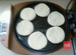 烙大饼的做法图解6