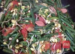 Illustration of Braised Noodles 11