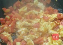 番茄炒蛋排骨汤面的做法图解5