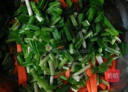 胡萝卜煎饼的做法图解2