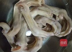 酱炆鸭掌的做法图解2