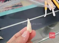 栀子花(面粉制品)的做法图解1