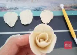 栀子花(面粉制品)的做法图解9