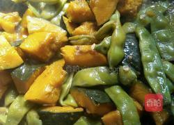 豆角炖窝瓜的做法图解7