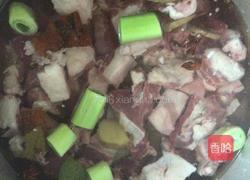 蕃茄牛肉面的做法图解3