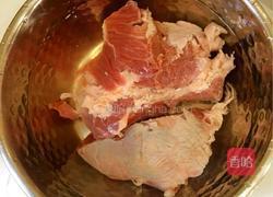 清炖牛肉汤的做法图解1