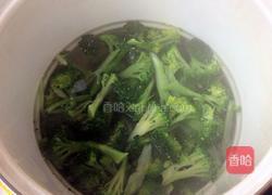 凉拌西兰花的做法图解2